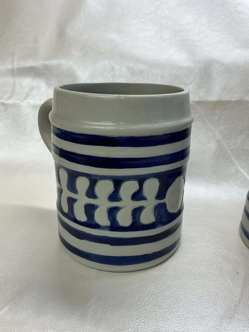 Set of 2 Vintage Colonial Williamsburg Salt-Glazed Cobalt Blue Pottery Steins